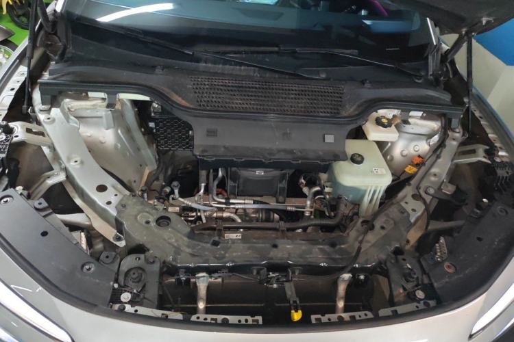 Used ONVO L60 2024 60 kWh Rear-Drive Version