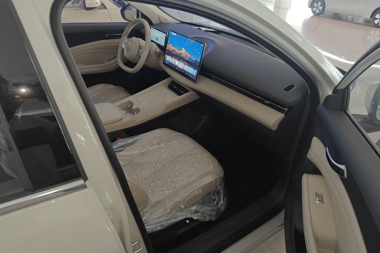 Used Baojun Yunhai 2026 Model 500km Pure Electric Standard Edition