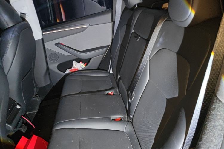 Used Tesla Model Y 2025 Rear-Wheel-Drive Version