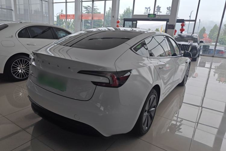 Used Tesla Model 3 2023 Long-Range All-Wheel-Drive Version
