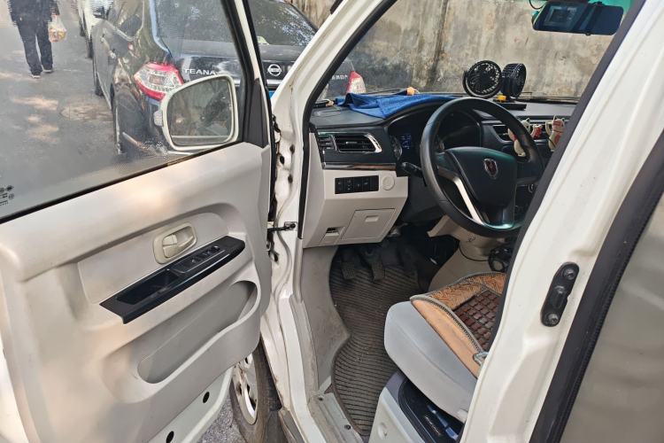 Used Jinbei New Hiace X30L 2021 1.5L Wealth Central Air Conditioning Edition Van China VI Standard SWC15M
