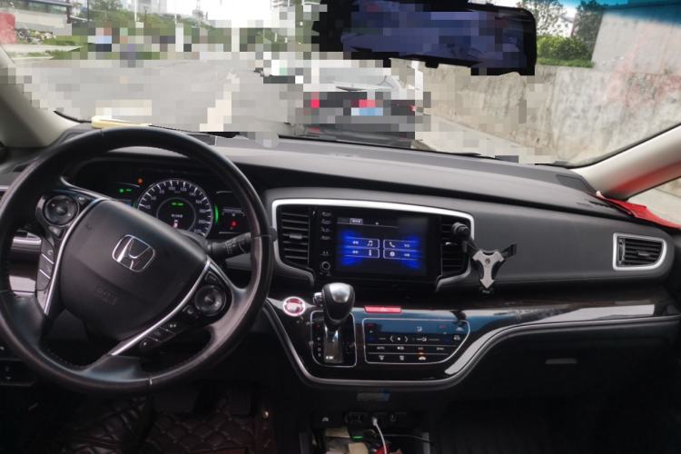 Used Honda Odyssey 2019 2.0L Rui-Zunxiang Edition Center Console