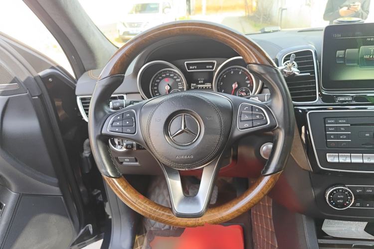 Used Mercedes-Benz GLS 2016 GLS 500 4MATIC Steering Wheel