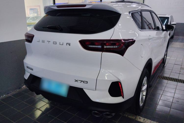 Used JETOUR X70 2023 1.5T Manual Overdrive Version 5 Seats
