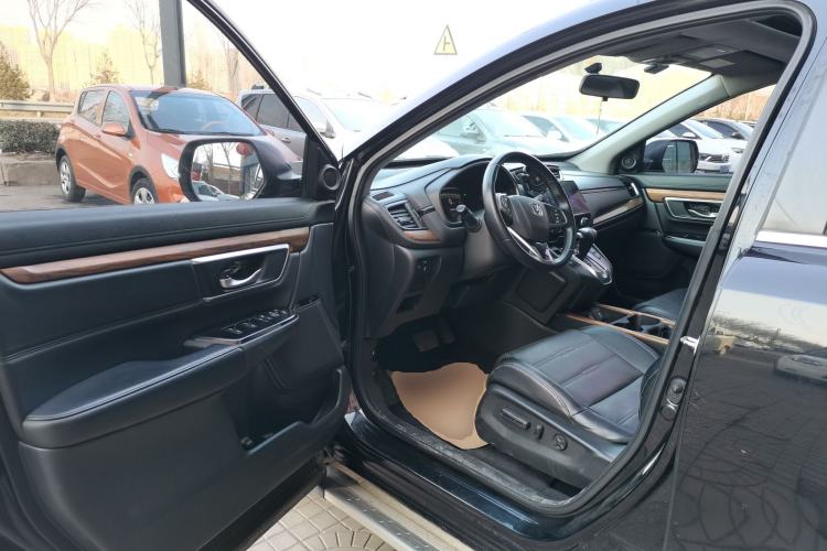 Used Honda CR-V 2017 240TURBO CVT Front-Wheel Drive Fashion Edition Driver Seat