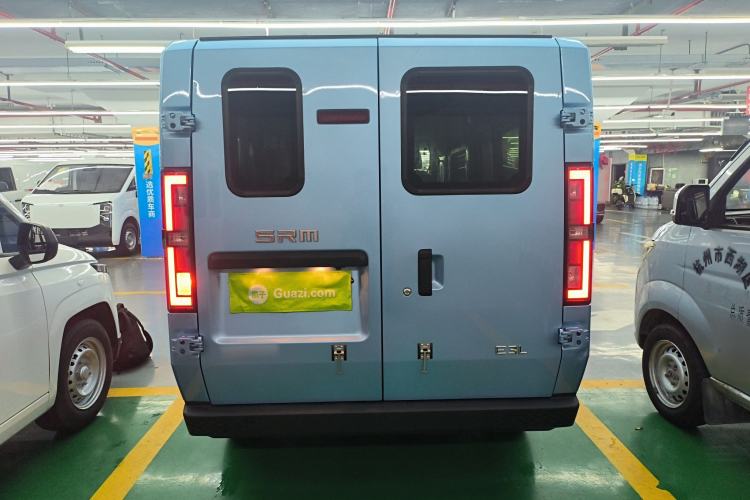 Used SRM New Energy E3L 2024 Luxury 6-Seater Bus Rear