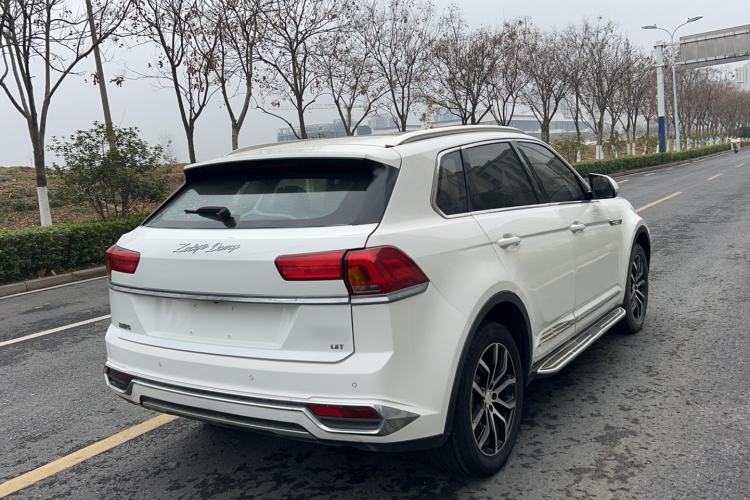 Used Zotye Domy X7 2017 1.8T Manual Luxury Model
