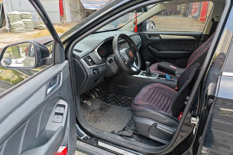 Used Roewe RX5 2016 20T Two-Wheel Drive Manual Flagship Edition