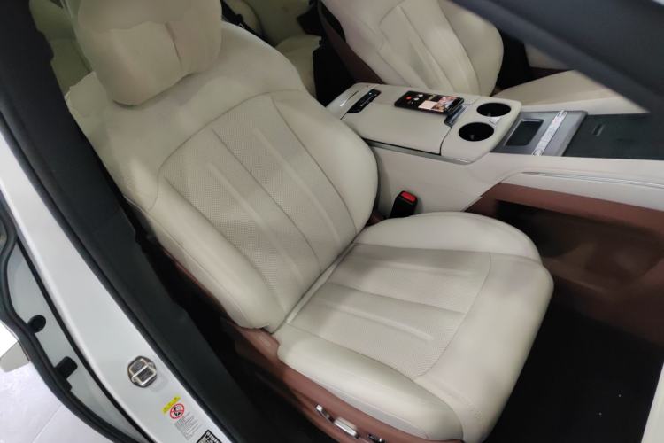 Used BYD Xia 2025 DM-i 1.5T 180km Beyond Edition
