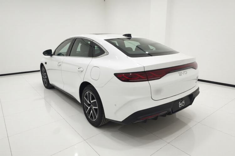 Used BYD Qin L 2025 DM-i Smart Drive 120KM Leading Model Exterior 2