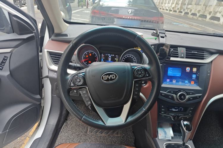 Used BYD G5 2014 1.5TID Automatic Flagship Model