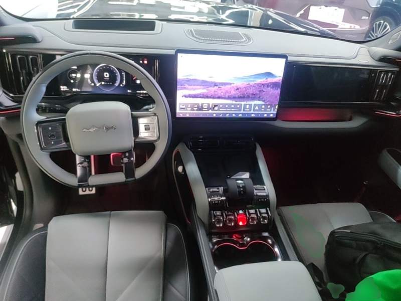 Used Formula Leopard 5 2023 Navigator Edition — 9