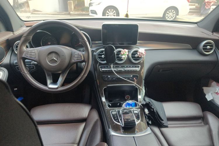 Used Mercedes-Benz GLC 2017 GLC 260 4MATIC Dynamic Edition
