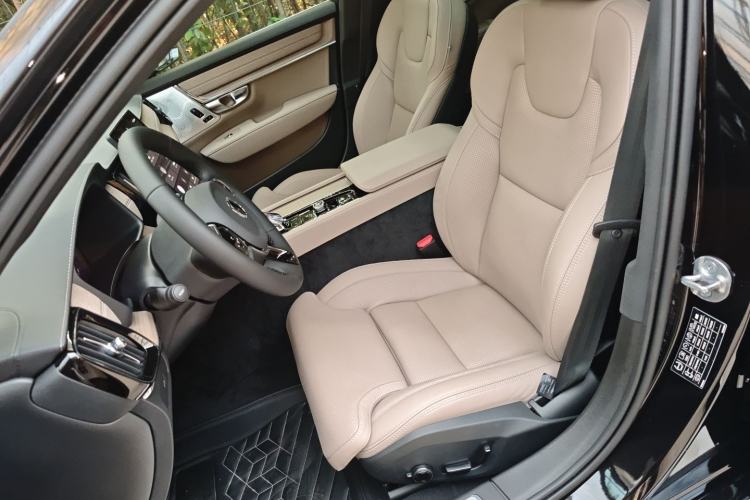 Used Volvo S90 2026 B5 Zhiya Luxury Edition