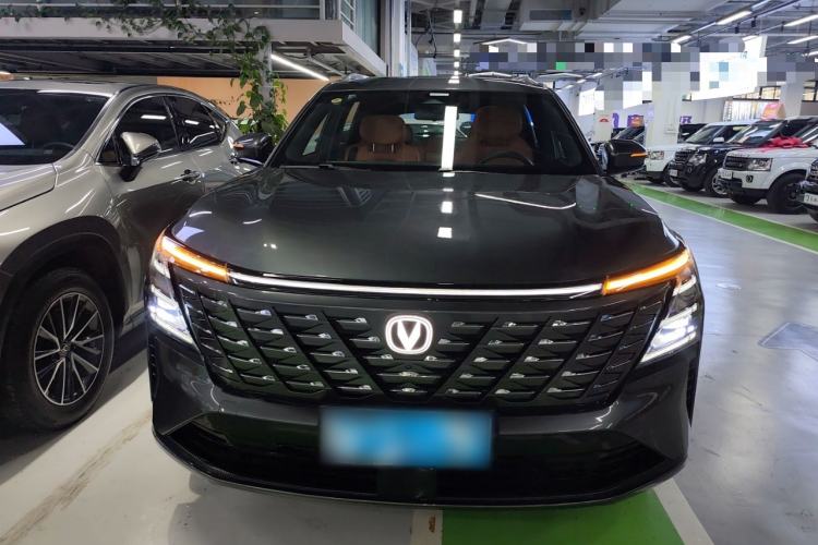 Used CHANGAN CS75 PLUS 2025 4th Generation 1.5T New Blue Whale Smart Luxury Edition
