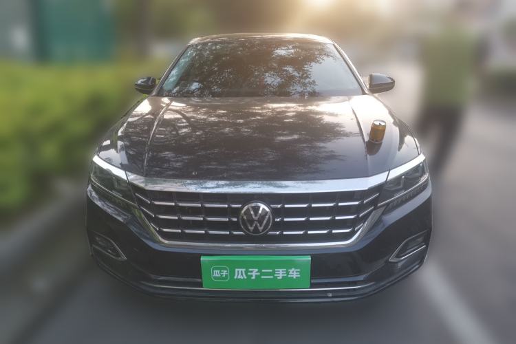 Used Volkswagen Passat 2020 Revised Version 330TSI Luxury Edition China VI Standard
