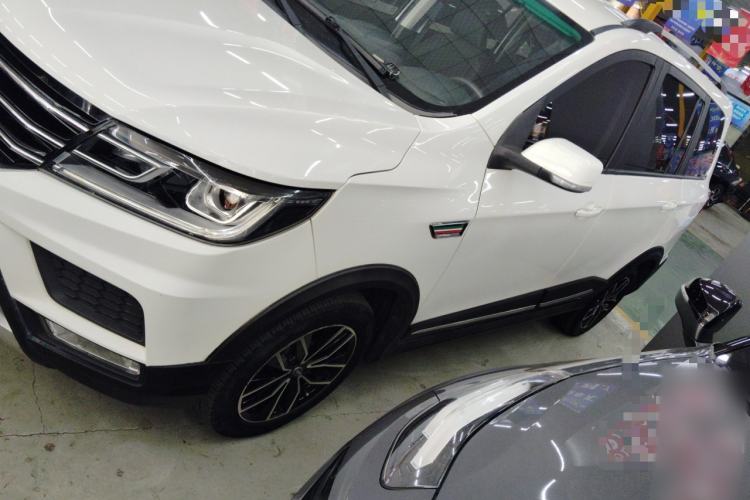 Used SWM X3 2020 1.5L Manual Value Edition 7 Seats