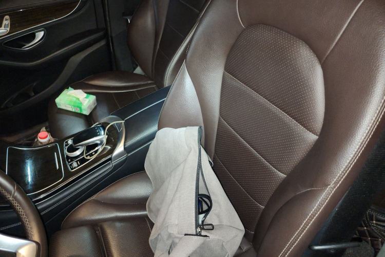 Used Mercedes-Benz GLC 2018 Facelift GLC 260 4MATIC Luxury Edition Left Front Seat