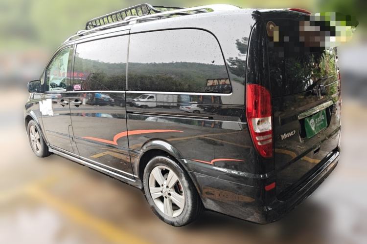 Used Mercedes-Benz Viano 2013 3.0L Comfort Edition Rear Left 45 Deg