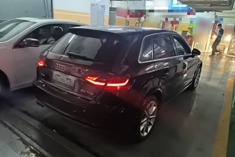 Used Audi A3 2015 Sportback 35 TFSI Millionth Anniversary Comfort Model
