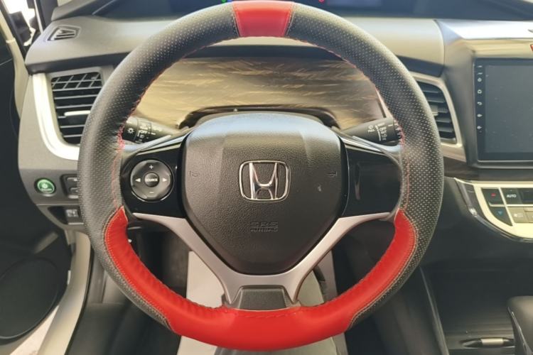 Used Honda Jade 2017 1.8L automatic Comfort version 5 seats
