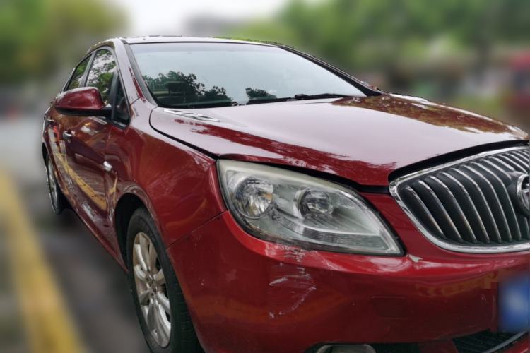 Used Buick GT 2010 GT 1.6L Automatic Fashion Edition Front Right 45 Deg