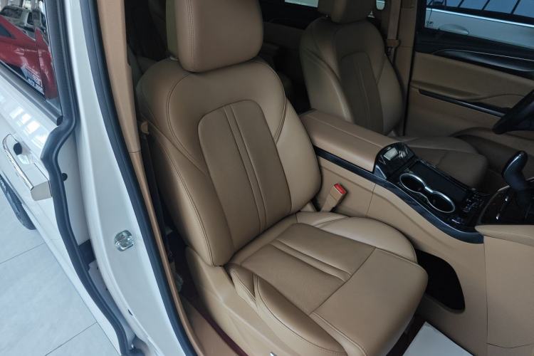 Used Buick GL8 2021 ES Land Cruiser 653T Flagship Model