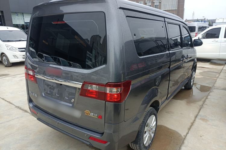 Used Jinbei Gold Hiace M Classic 2022 1.5L Travel Lion Passenger Van 7 Seats