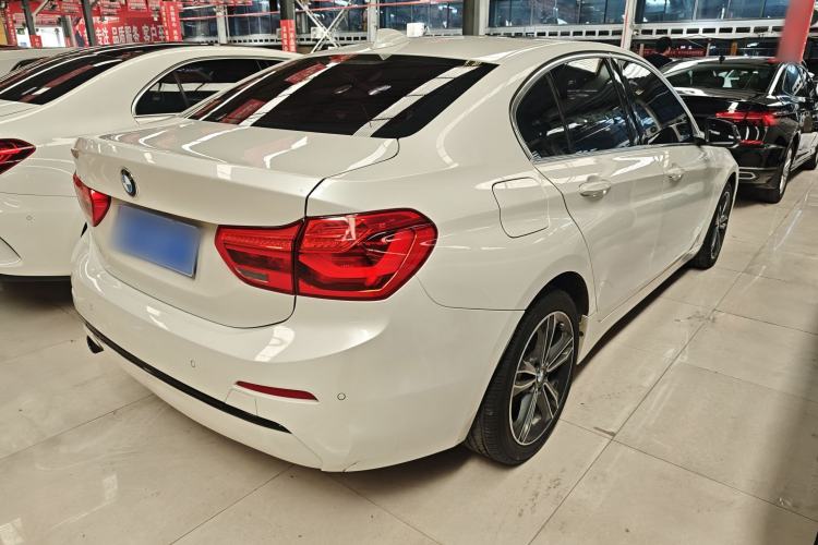 Used BMW 1 Series 2018 118i Sport Edition Exterior 5