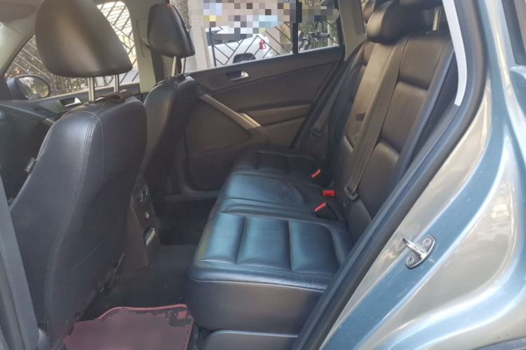 Used Volkswagen Tiguan 2010 2.0 TSI Automatic All-Wheel-Drive Elite Edition Left Rear Seat