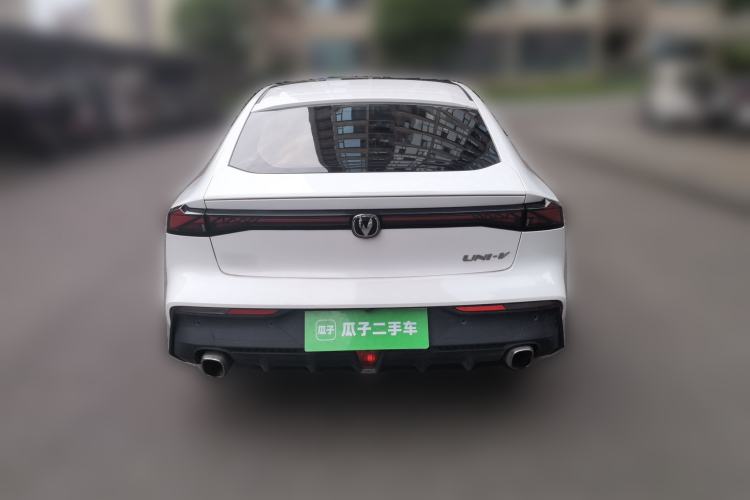 Used CHANGAN UNI-V 2022 1.5T Prestige Version
