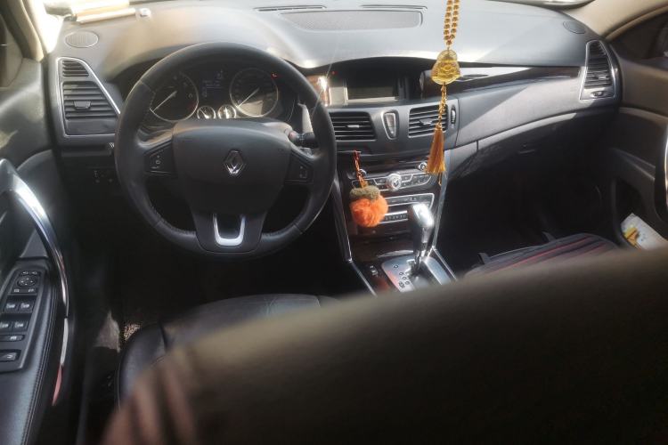 Used Renault Latitude 2011 2.5L Automatic Luxury Navigation Edition