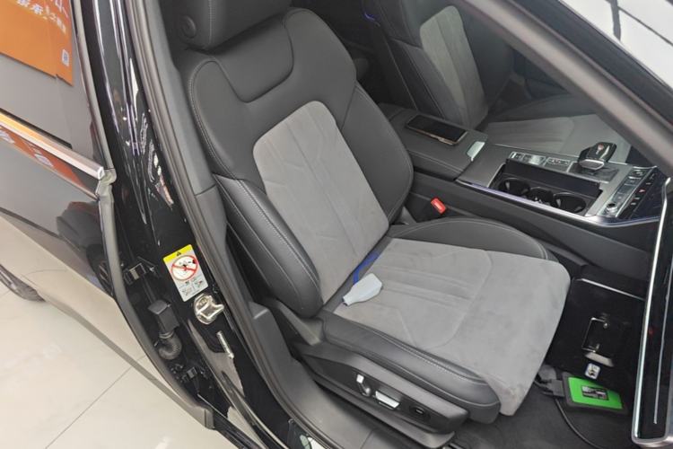 Used Audi A6L 2023 Revised 40 TFSI Luxury Dynamic Edition

