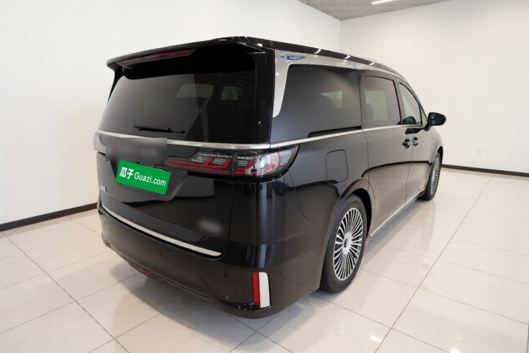 Used VOYAH Dream 2025 PHEV Four-Wheel-Drive Flagship Kunpeng Edition Rear Right 45 Deg