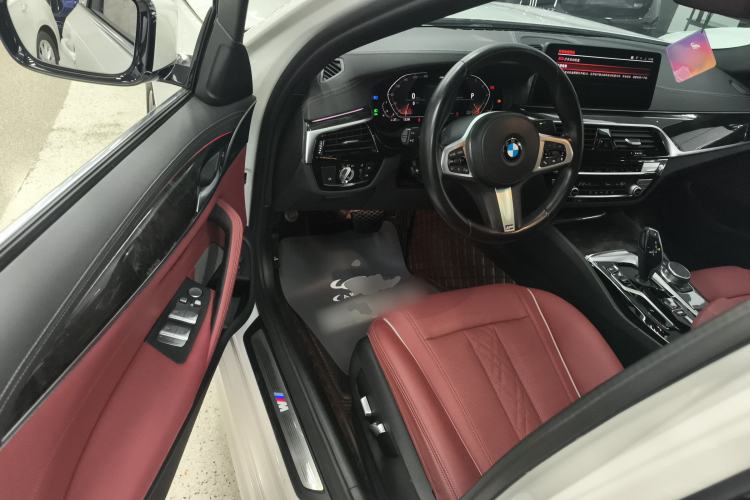 Used BMW 5 Series 2021 525Li M Sport Package