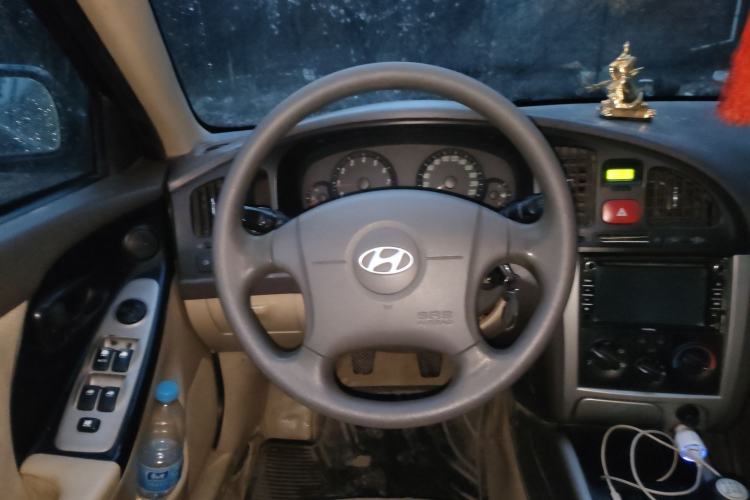 Used Hyundai Elantra 2011 1.6L Manual Comfort Version
