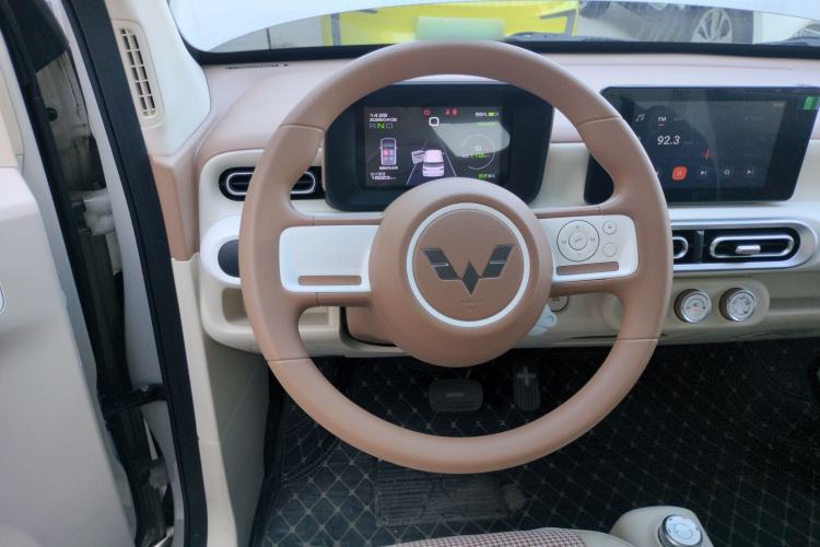 Used Wuling Hongguang MINIEV 2024 3rd Generation 215km Advanced Version Steering Wheel