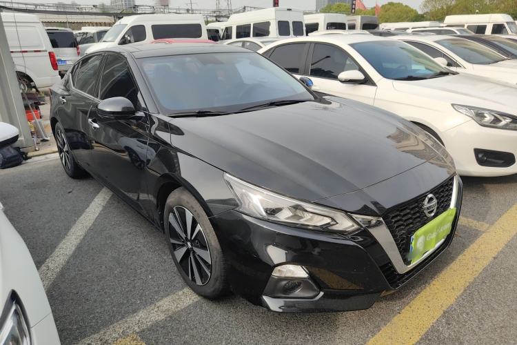Used Nissan Teana 2021 2.0L XL Comfort Edition Front Right 45 Deg