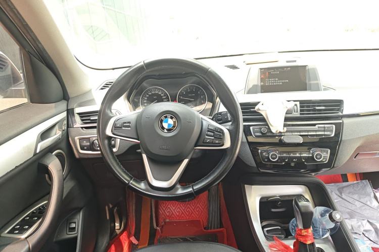 Used BMW X1 2016 sDrive18Li Premium Edition Steering Wheel