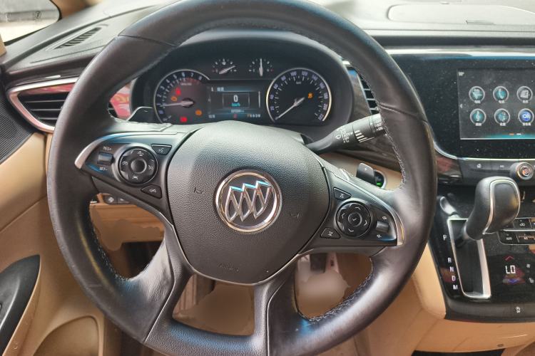 Used Buick GL8 2017 ES 28T Flagship Model China V Standard Steering Wheel
