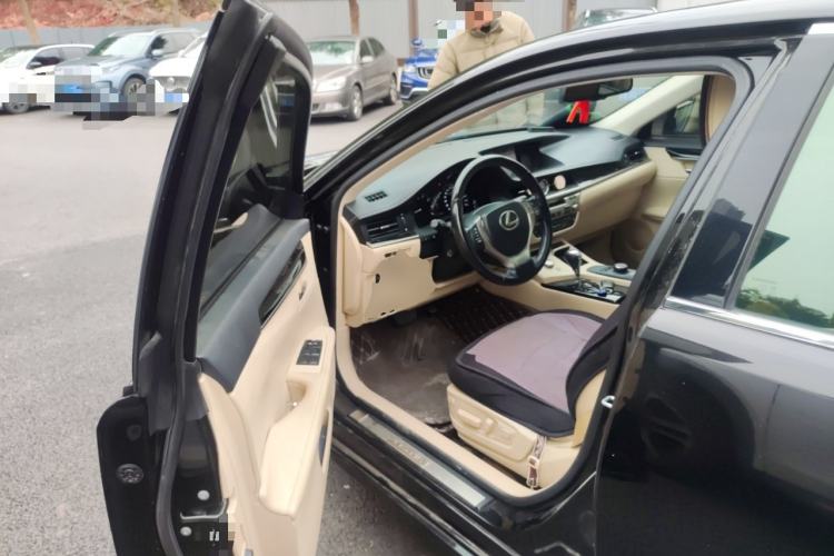 Used Lexus ES 2014 250 Elite Edition Driver Seat