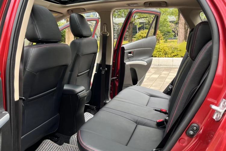 Used Suzuki S-Cross 2014 1.6L CVT Two-Wheel Drive Elite Version
