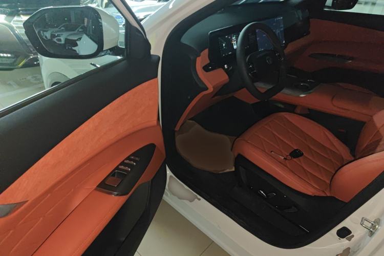 Used CHANGAN CS75 PLUS 2025 4th Generation 1.5T New Blue Whale Smart Luxury Edition Driver Seat