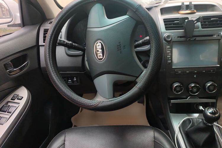 Used BYD L3 2015 Energy-Efficient Model 1.5L Manual Comfort Edition