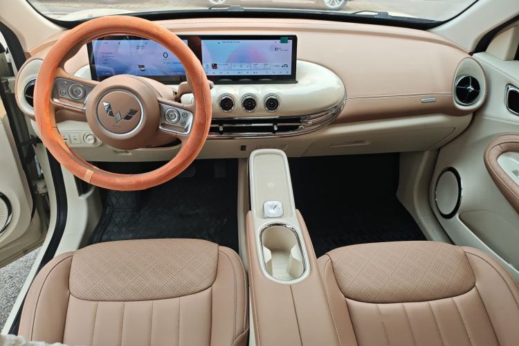 Used Wuling Bingo 2025 333 km Lingxi Connected Version Center Console