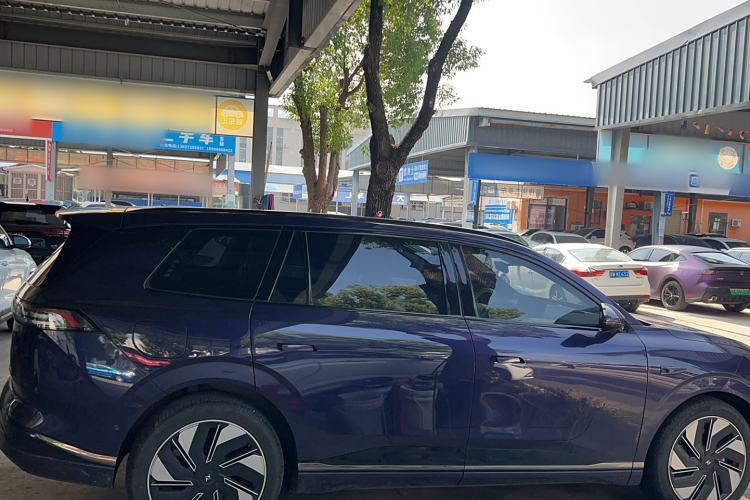 Used Dongfeng eπ eπ008 2024 210Max Range-Extended Version 6 Seats