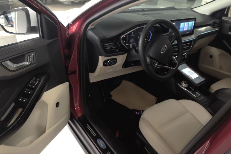 Used Ford Focus 2021 Sedan EcoBoost 180 Automatic Trendy Model