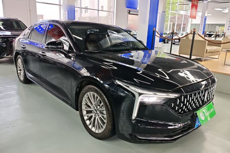 Used Bestune B70 2025 Dragon Edition 1.5T Quality Enjoyment Model Front Right 45 Deg