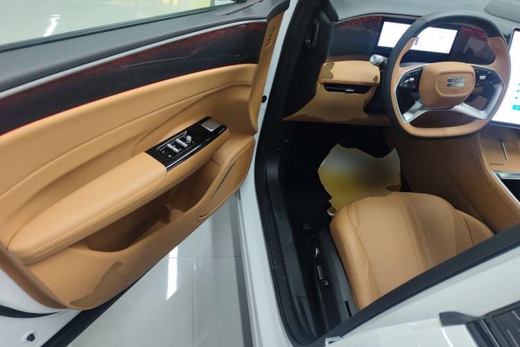 Used Geely Galaxy L7 2025 EM-i 115km Exploration+ Edition Driver Seat