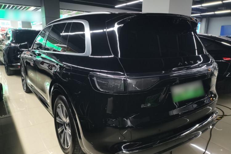 Used Hima AITO M8 2025 Extended-Range Max+ Version 53.4 kWh 6-Seater Edition